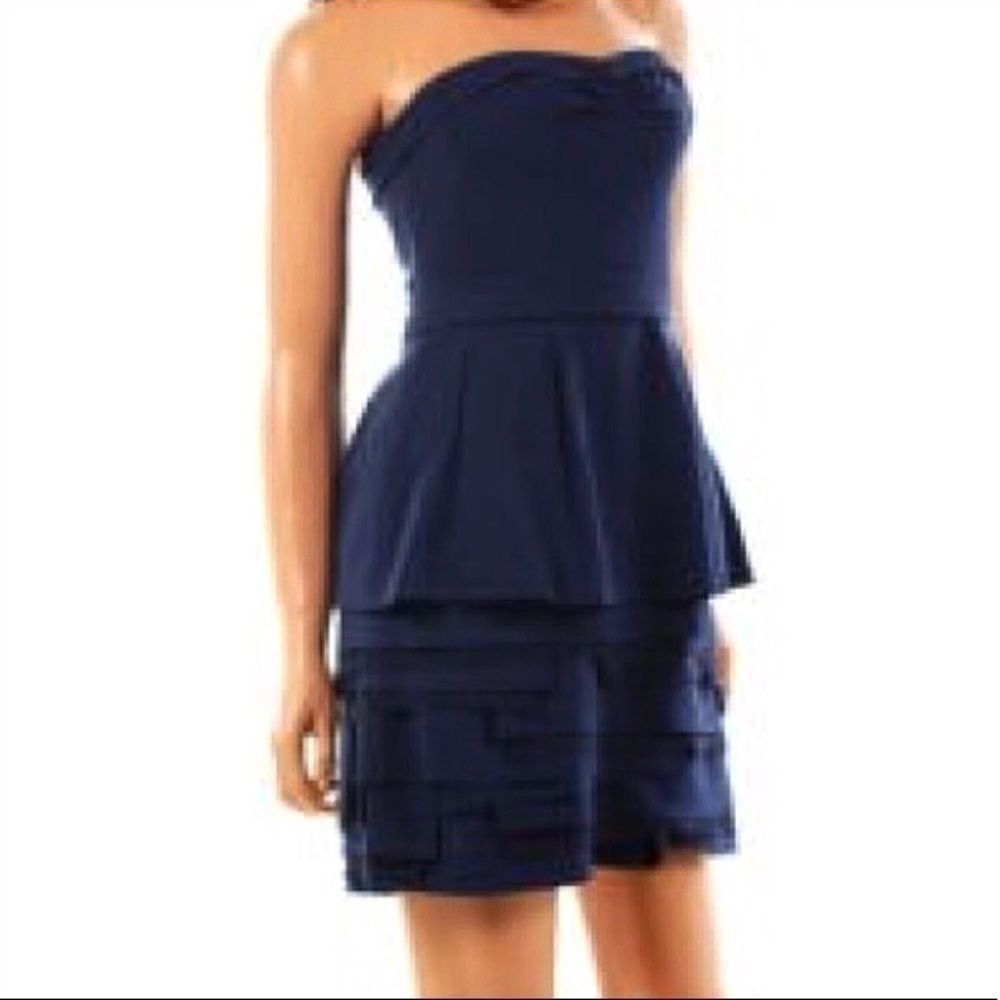 BCBG MaxAzria Annika navy dress. Size 0